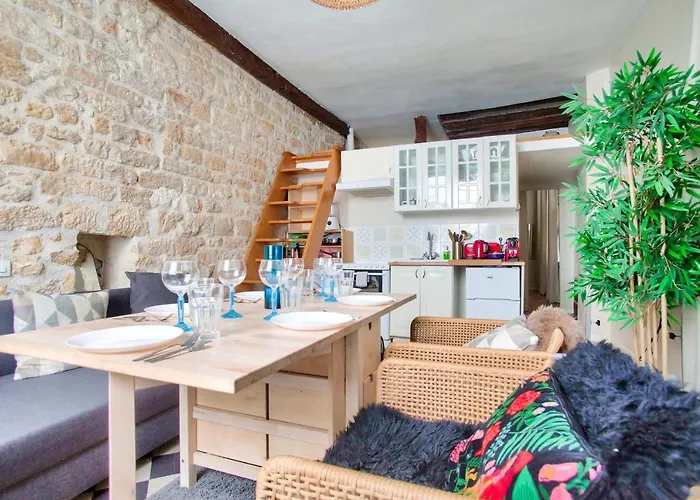 Luxurious 2 Bedrooms Louvre Moulins Free Netflix